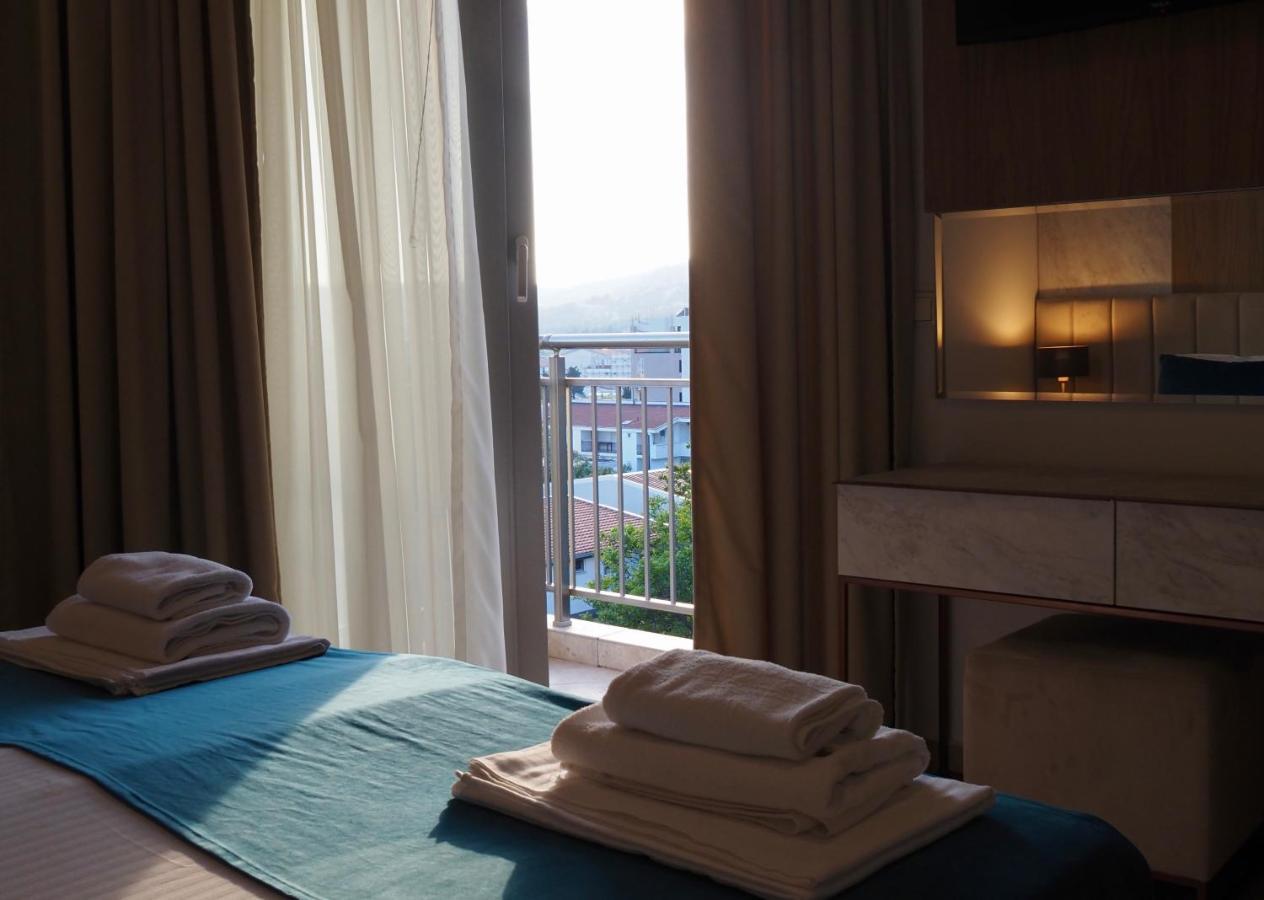 Urban Apartments Sutomore Luaran gambar